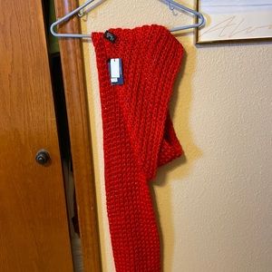 Very pretty and sparkly red scarf